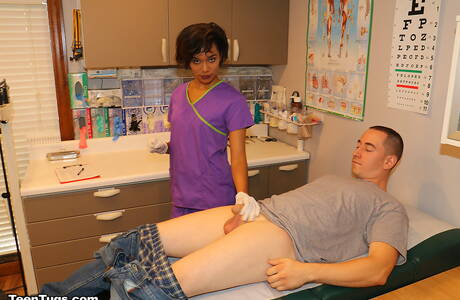 Teen Tugs invites you to browse their xxx photos with Jasmine Barnes in handjob xxx scene